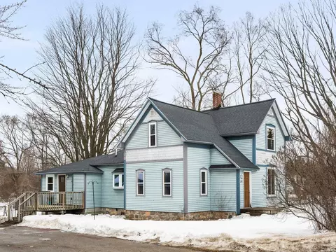2915 E Hammond, Traverse City, MI 49686