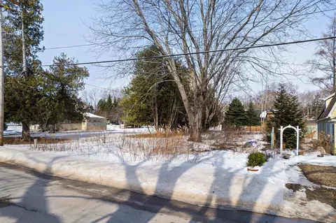 00 E Fifth, Northport, MI 49670