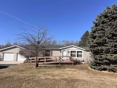 1051 Duquesa, Weidman, MI 48893