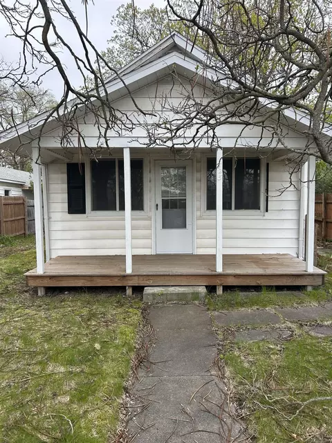 425 Barlow, Traverse City, MI 49686