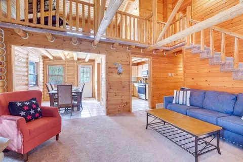 Living - 5452 Karlin, Interlochen, MI 49643 photo 2 of 6