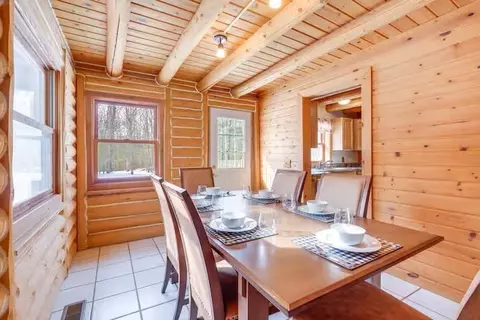 Dining - 5452 Karlin, Interlochen, MI 49643 photo 2 of 2