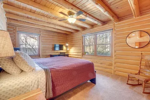 Bedroom - 5452 Karlin, Interlochen, MI 49643 photo 4 of 6