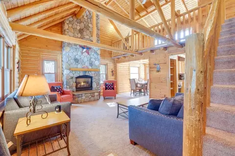 5452 Karlin, Interlochen, MI 49643