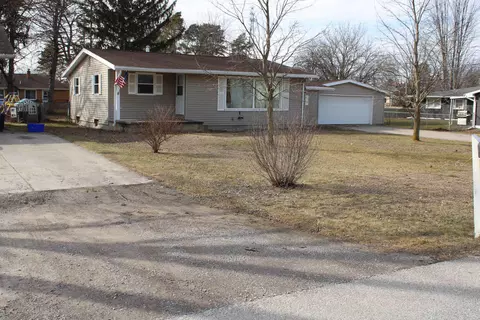 90 Kratz, Hemlock, MI 48626