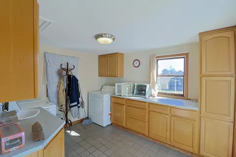 11669 W County Line, Blanchard, MI 49310 photo 12