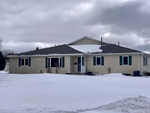 2836 Emerald, Traverse City, MI 49684