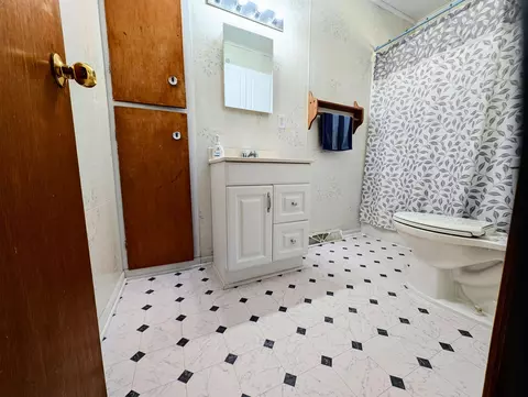 5401 E Surrey, Clare, MI 48617 photo 15