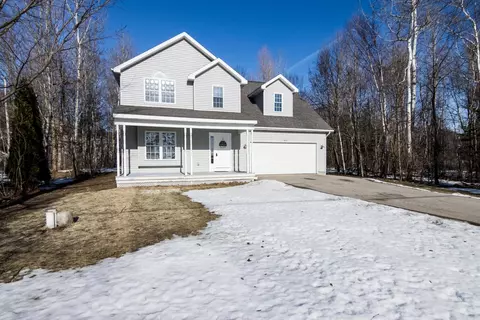 5816 S West Bay Shr, Suttons Bay, MI 49682
