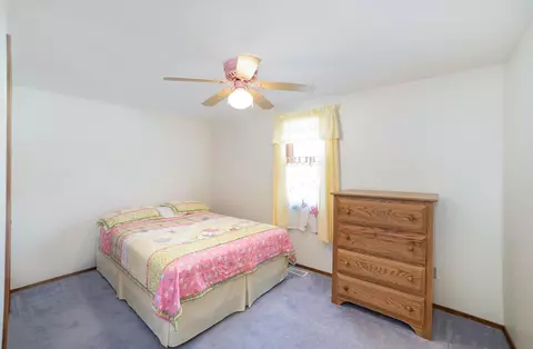 Bedroom - 525 Norton Gibbs, Ithaca, MI 48847 photo 6 of 7