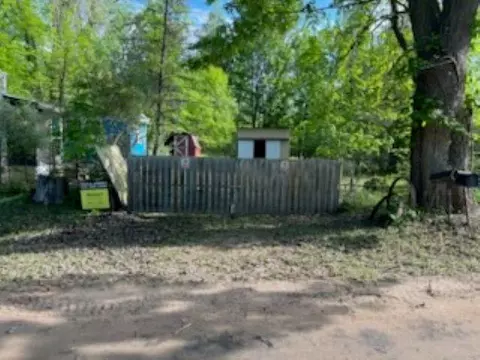11803 E Millbrook, Shepherd, MI 48883
