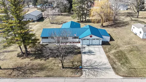 View/Area - 618 S Jeffery, Ithaca, MI 48847 photo 1 of 5