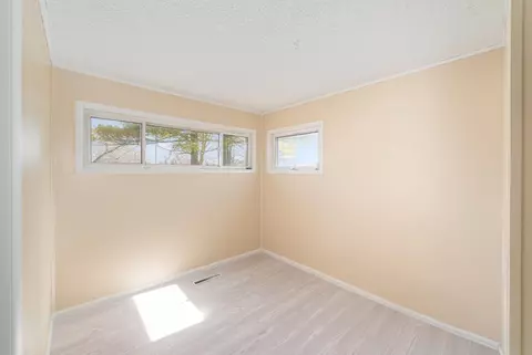 Bedroom - 618 S Jeffery, Ithaca, MI 48847 photo 5 of 5
