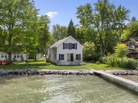 8466 Bay Pt #LOT : 5, Beulah, MI 49617