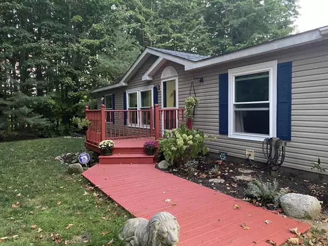 14231 Brownell, Beulah, MI 49617