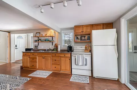Kitchen - 184 Campbell, Hale, MI 48739 photo 1 of 1