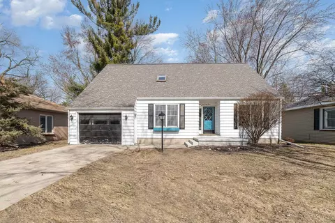 1043 South Mt, Pleasant, MI 48858