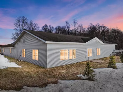 522 W W Un #B, Lake City, MI 49651