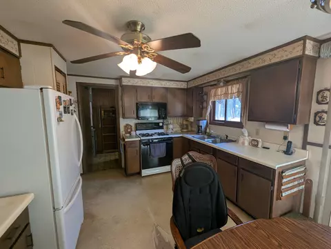 5300 E 13th, Au Gres, MI 48703 photo 10