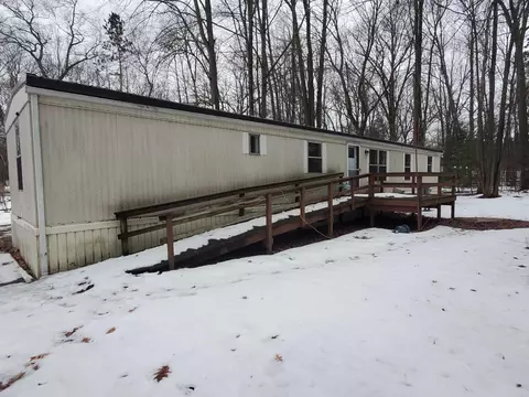 2243 Oakridge #LOT : 65, Farwell, MI 48622