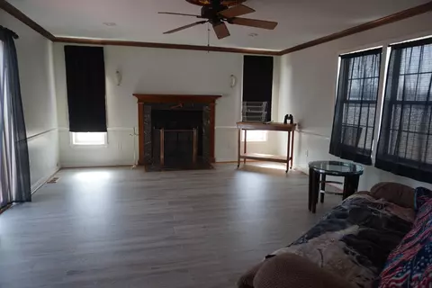 Living - 1758 Manor, Au Gres, MI 48703 photo 3 of 7