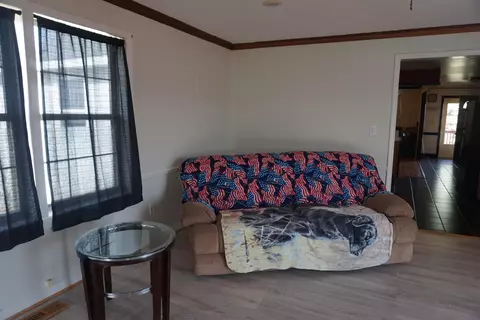 Living - 1758 Manor, Au Gres, MI 48703 photo 5 of 7