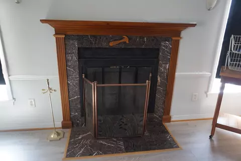 Living - 1758 Manor, Au Gres, MI 48703 photo 4 of 7