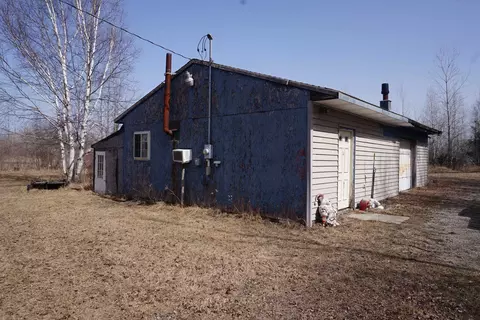 Exterior - 1758 Manor, Au Gres, MI 48703 photo 4 of 15