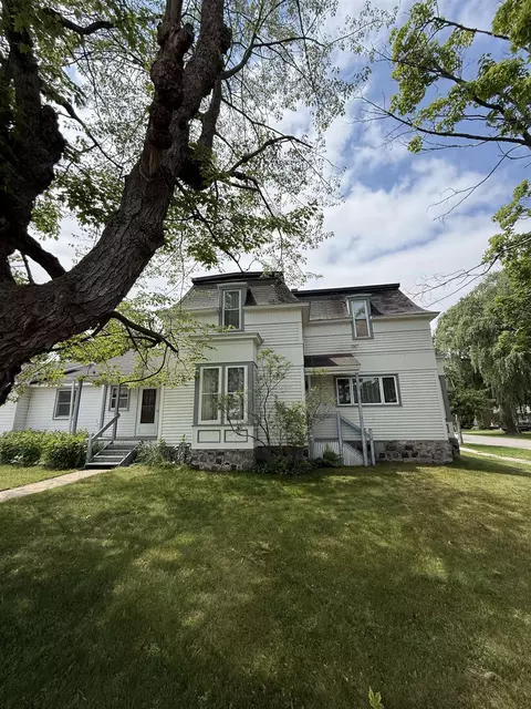 103 Ottawa, Elk Rapids, MI 49629
