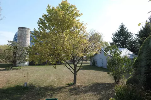 Exterior - 2575 S Coleman, Shepherd, MI 48883 photo 4 of 5