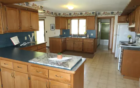 Kitchen - 2575 S Coleman, Shepherd, MI 48883 photo 4 of 4