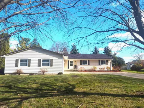 1501 Greenbrier, Mount Pleasant, MI 48858