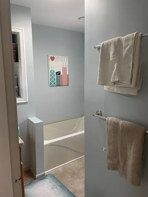 Bath - 1684 S Riverside, Au Gres, MI 48703 photo 3 of 8