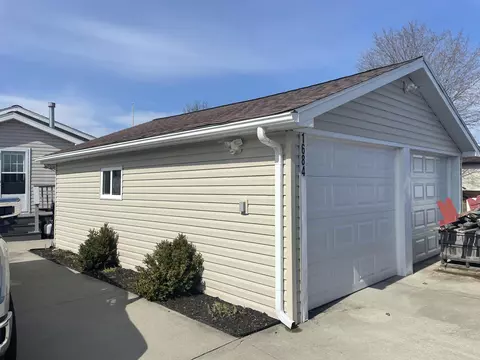 Exterior - 1684 S Riverside, Au Gres, MI 48703 photo 10 of 12