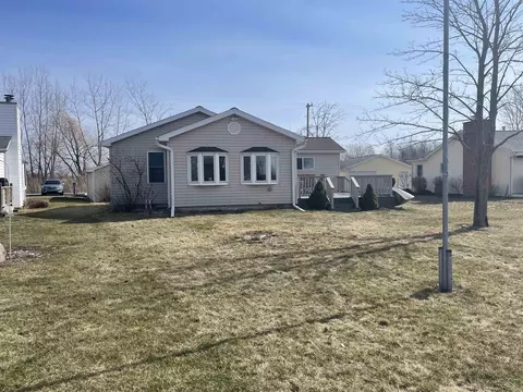 Exterior - 1684 S Riverside, Au Gres, MI 48703 photo 5 of 12