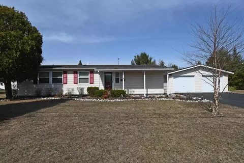 10142 Virginia, Oscoda, MI 48750