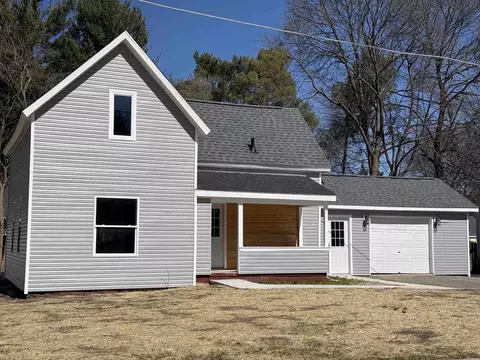903 E Michigan, Mount Pleasant, MI 48858
