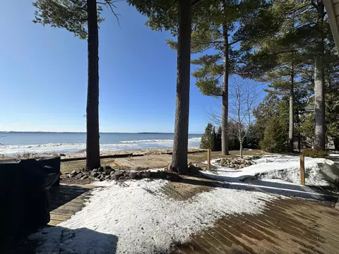 6337 E Hbr, Elk Rapids, MI 49629 photo 5
