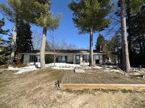 6337 E Hbr, Elk Rapids, MI 49629 photo 3
