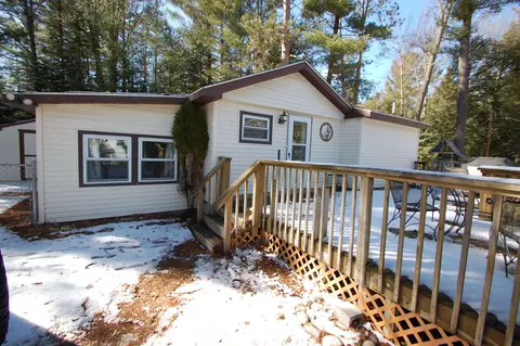 9577 W Pleasant, Saint Helen, MI 48656