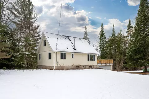 4196 E White, Cedar, MI 49621