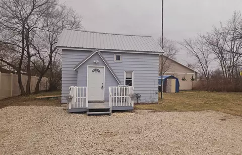2046 Florence, Mount Pleasant, MI 48858
