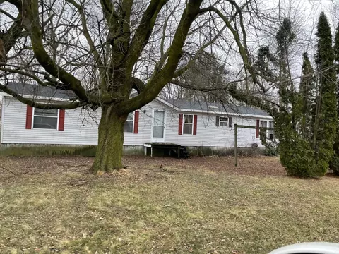 320 N 2nd #LOT 3839, Edmore, MI 48829