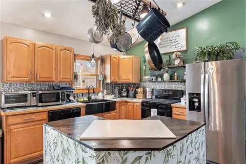 3134 Azalea, Interlochen, MI 49643 photo 8