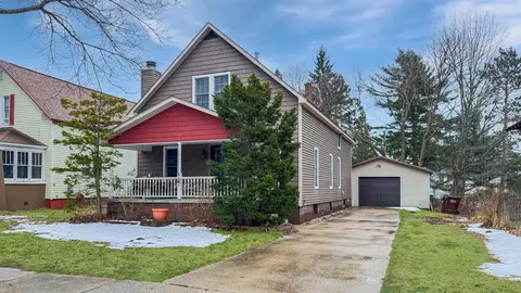 718 E Chapin, Cadillac, MI 49601