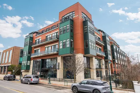 141 Rivers Edge #400, Traverse City, MI 49684