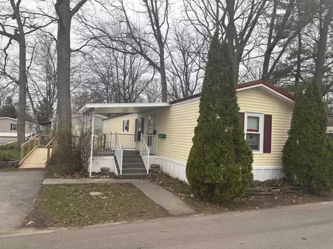 840 Glenview, Traverse City, MI 49686