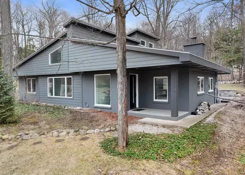 7454 Maple Ter #LOT : 10 & 9, Traverse City, MI 49686