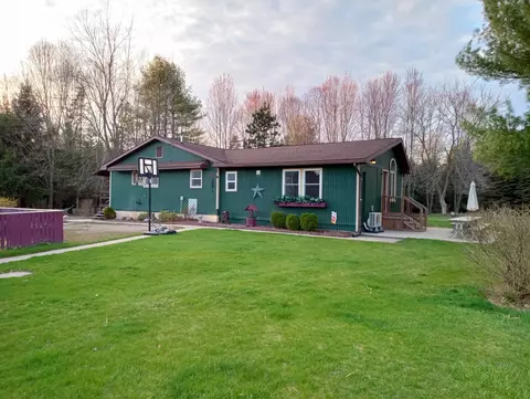 Exterior - 9685 E Deerfield, Shepherd, MI 48883 photo 3 of 22