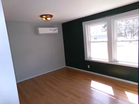 Living - 9685 E Deerfield, Shepherd, MI 48883 photo 4 of 7